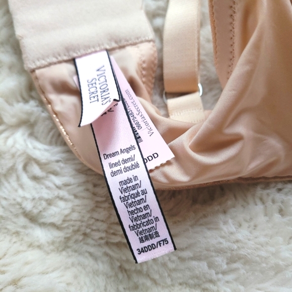 🍒NWT🍒 VS DREAM ANGELS EMBELLISHED NUDE LINED DEMI BRA - Picture 13 of 13